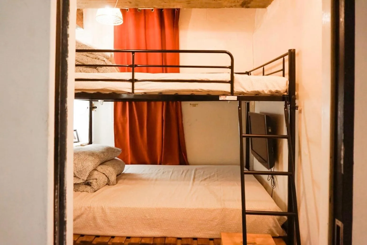Space Ara Seoul Hostel